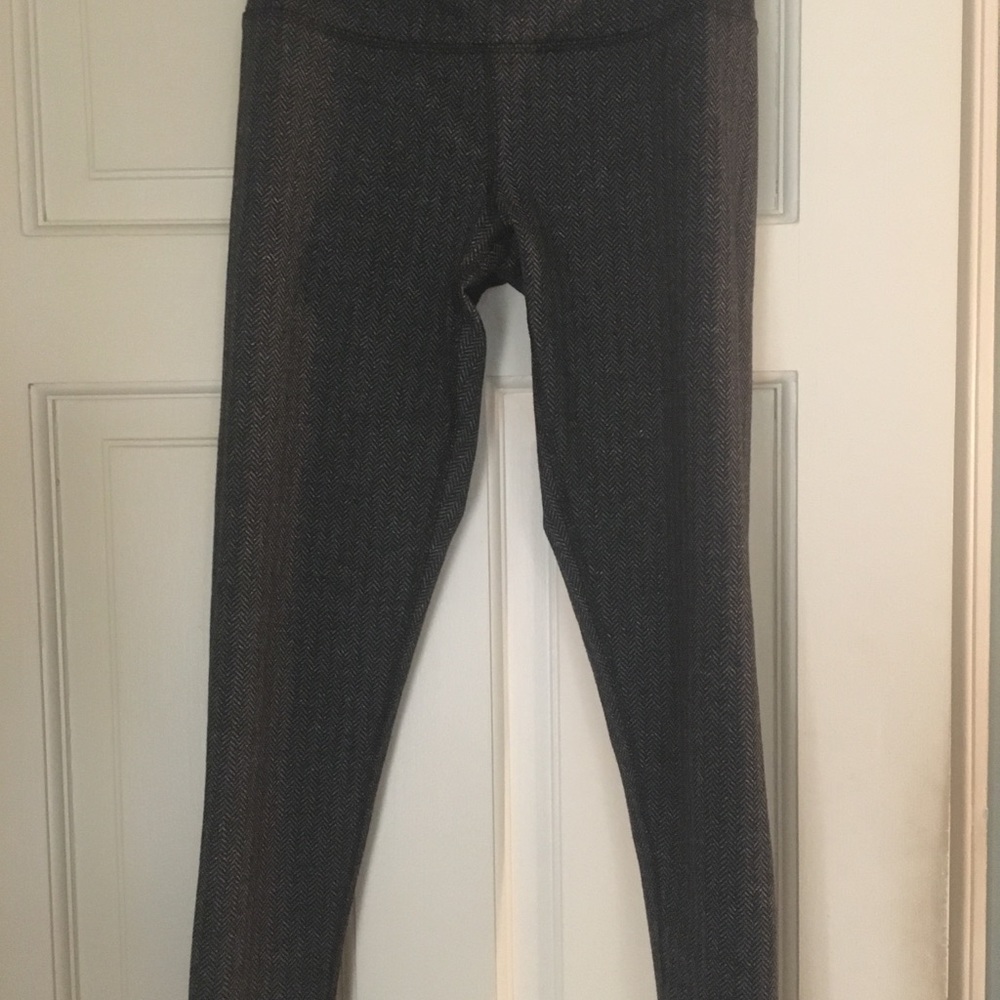 90 degree herringbone legging